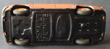 Bandai Renault Dauphine 1960 Tinmodel with Frictiondrive (7811)